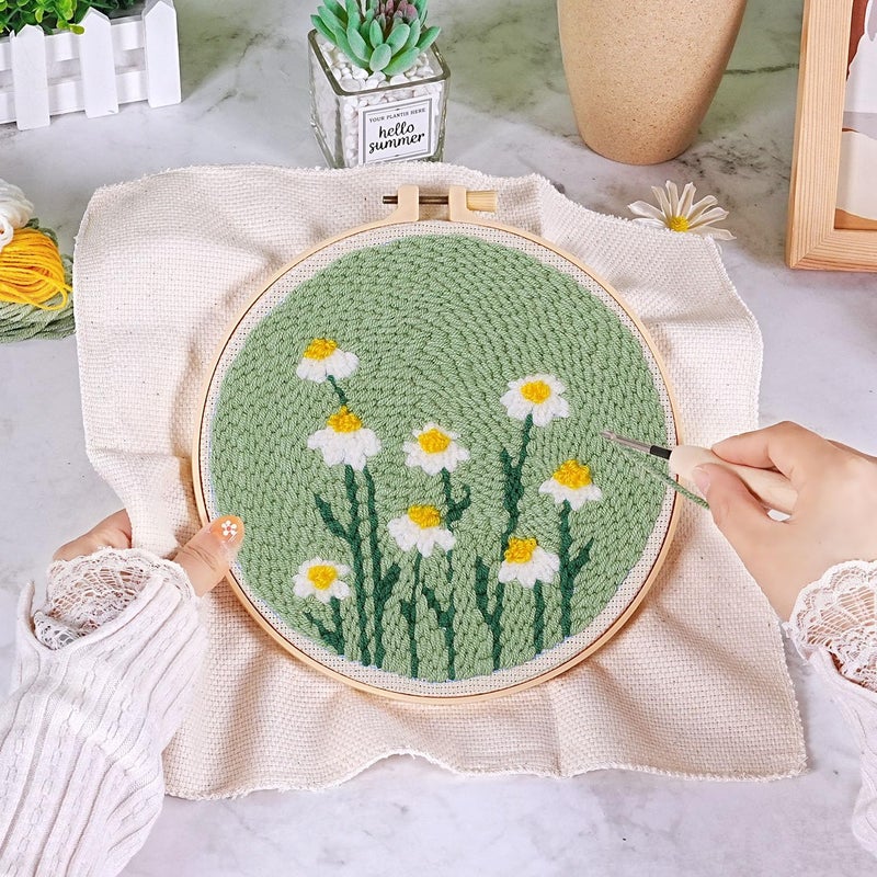 KESTAR Punch Needle Embroidery Starter Kits, Daisy Flower Punch Needle Kits for Adults Beginner, Needle Punch Kit Tool with Instruction Threader Fabric Yarns and Hoop - Image 3